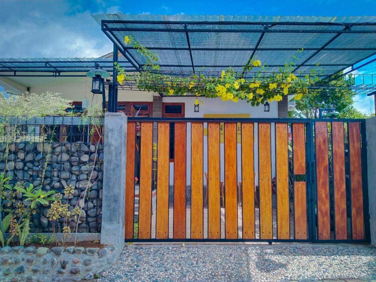 Inn House Homestay Dadapan Εξωτερικό φωτογραφία