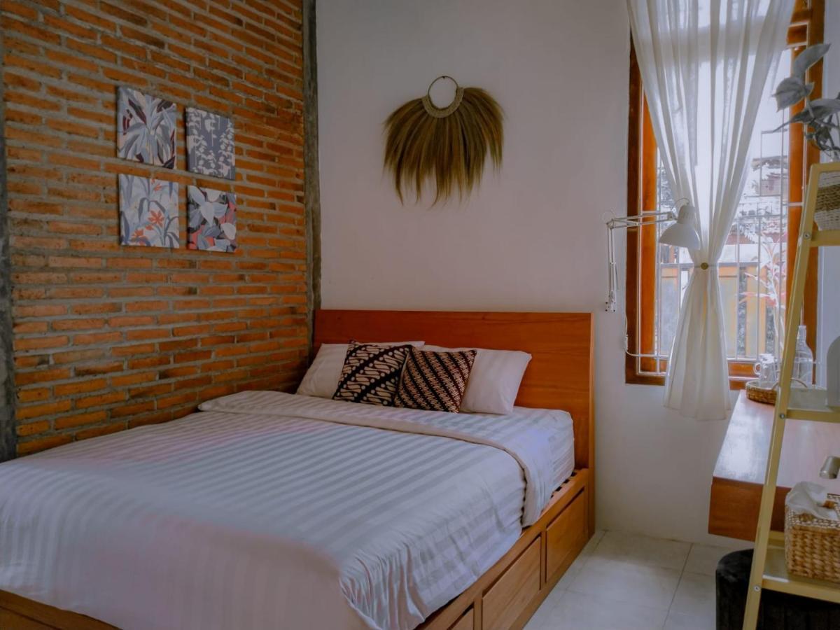 Inn House Homestay Dadapan Εξωτερικό φωτογραφία