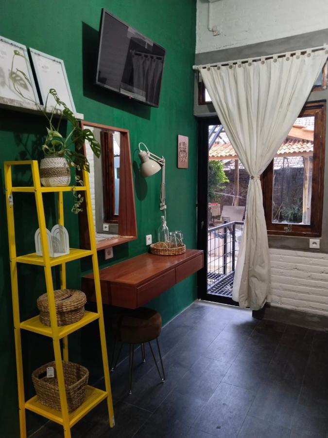 Inn House Homestay Dadapan Εξωτερικό φωτογραφία