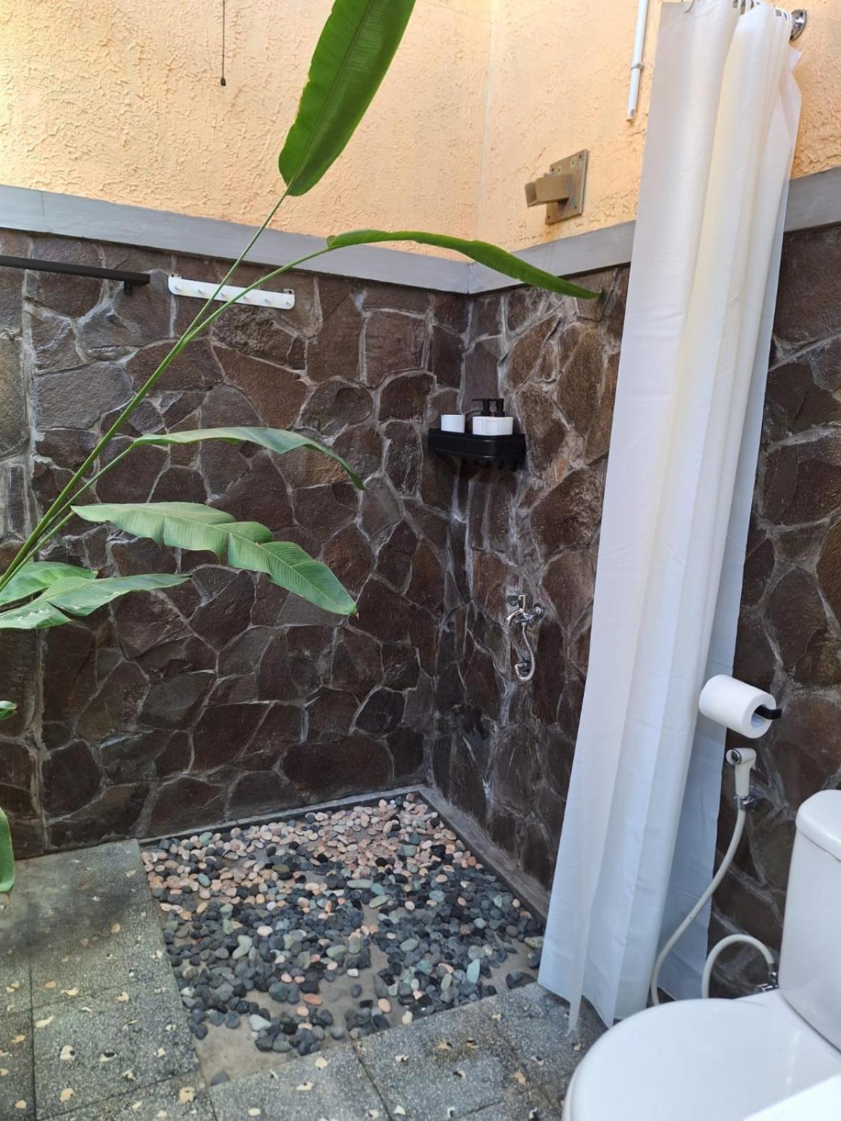 Inn House Homestay Dadapan Εξωτερικό φωτογραφία