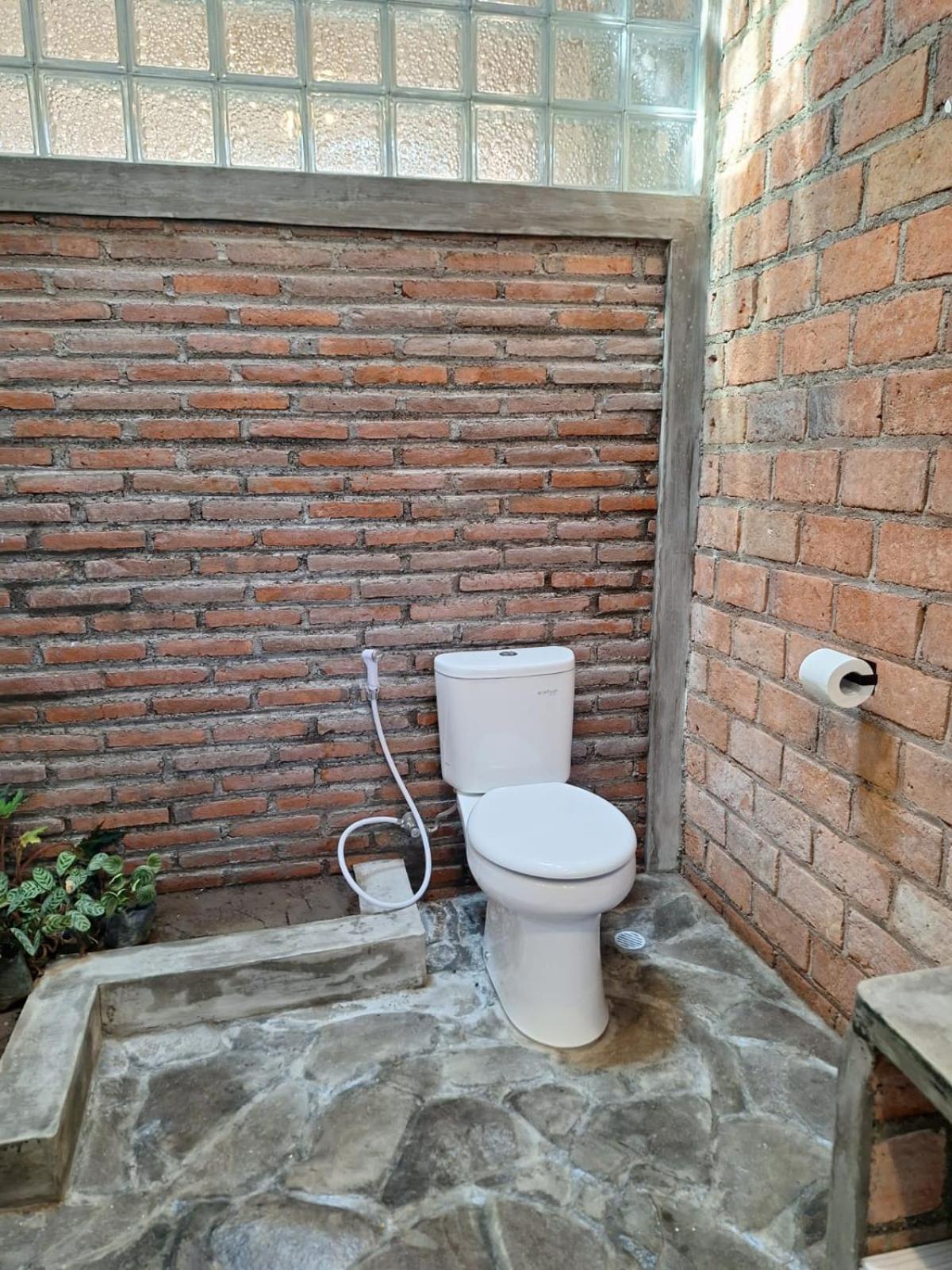 Inn House Homestay Dadapan Εξωτερικό φωτογραφία